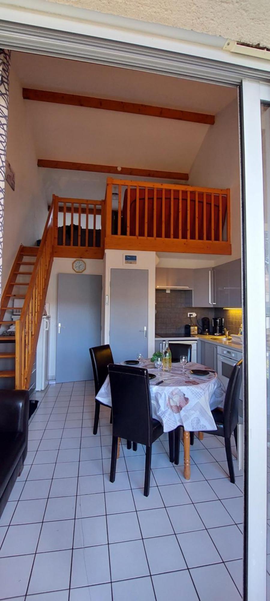 Au Calme Avec Piscine Et Parking Dans Securisee Apartment