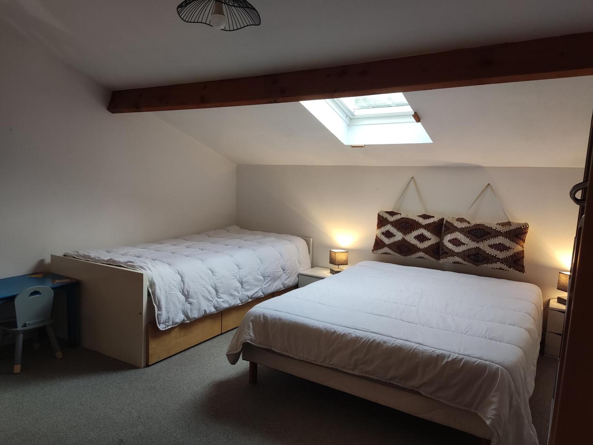 Au Calme Avec Piscine Et Parking Dans Securisee Apartment